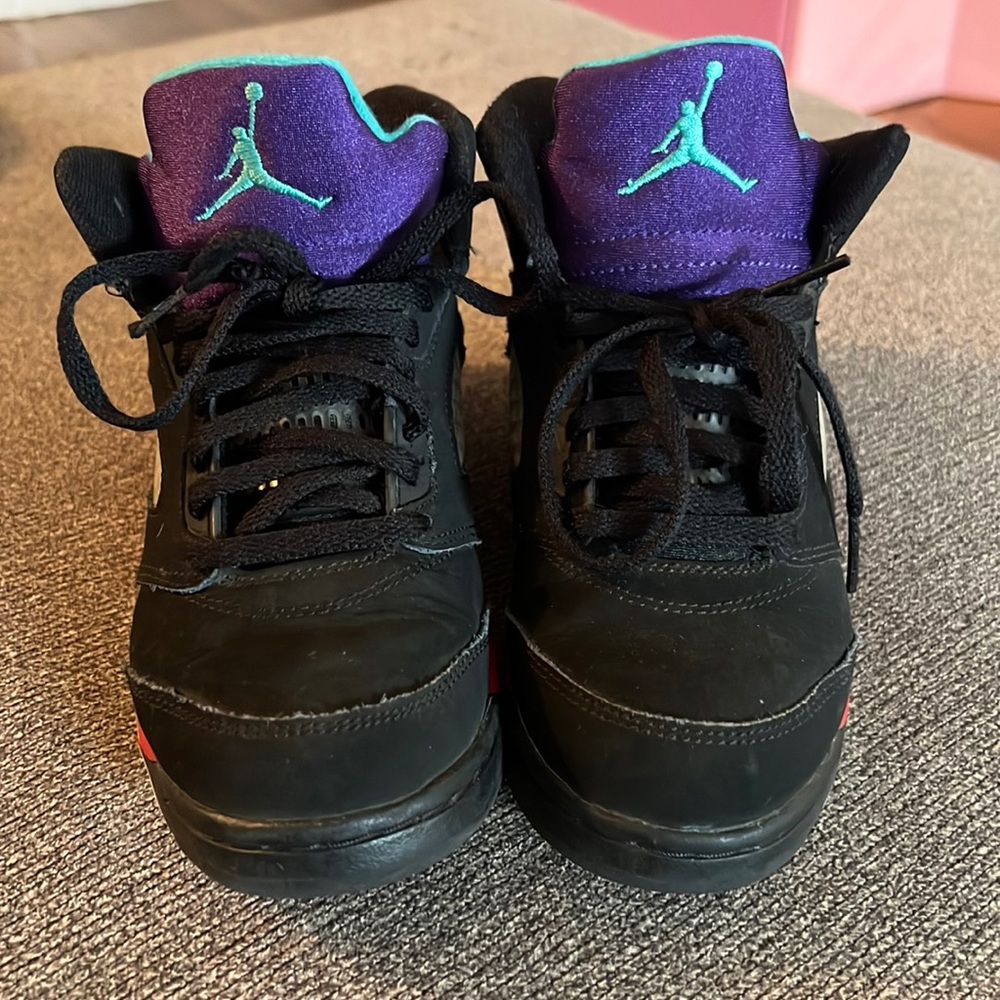 Jordan 4s sz 3y